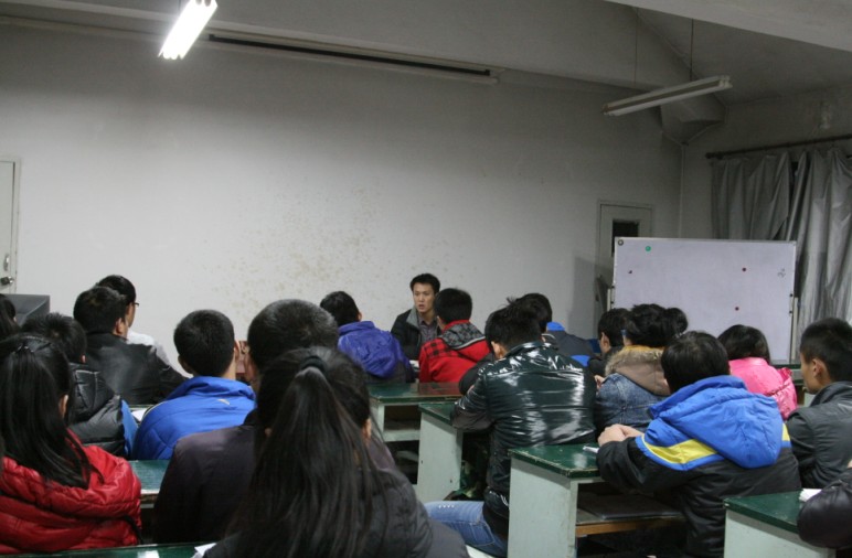 设计艺术学院召开文明宿舍创...