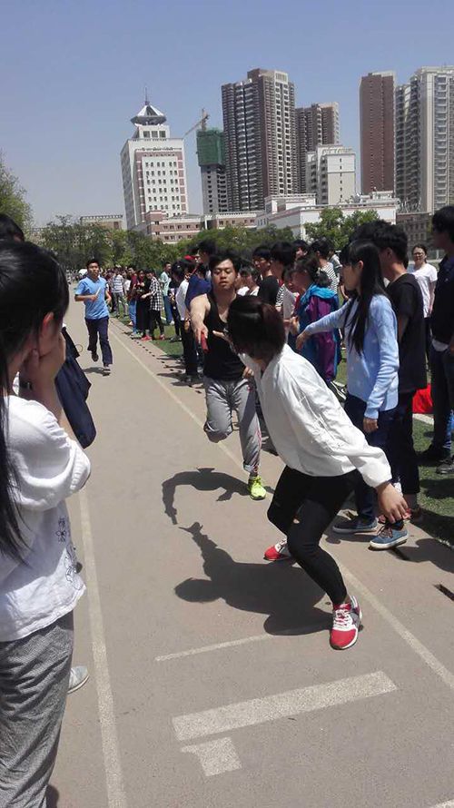 设计艺术学院举办“五四新风...